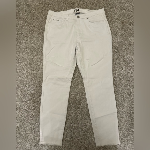 Women’s French Dressing Jeans - Picture 6 of 10